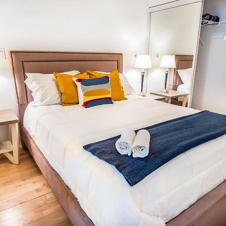 Micasa Suites - Stylish Condo In Maple Leaf Square 토론토 외부 사진