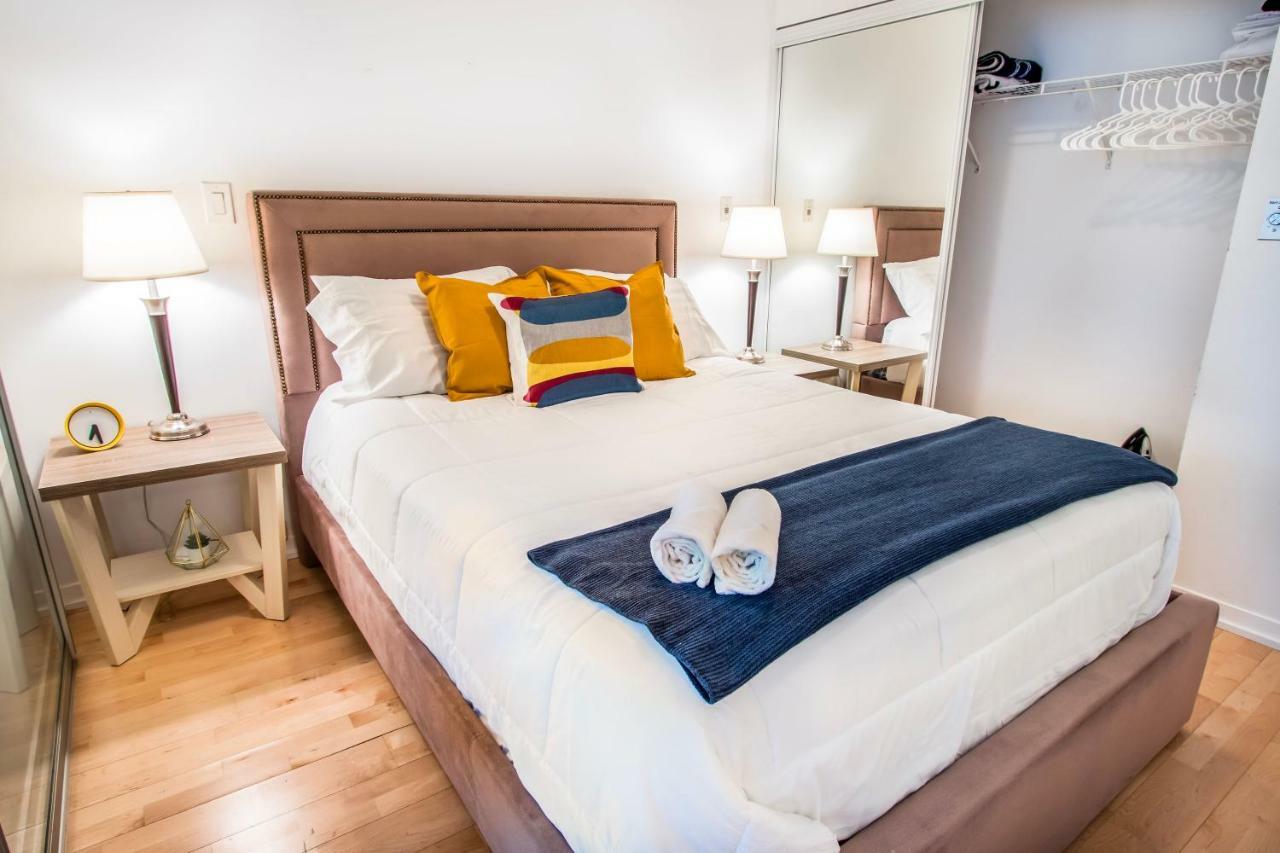 Micasa Suites - Stylish Condo In Maple Leaf Square 토론토 외부 사진